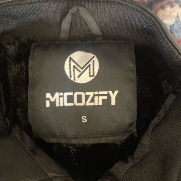 Women’s size s microzify vest - Picture 2 of 4